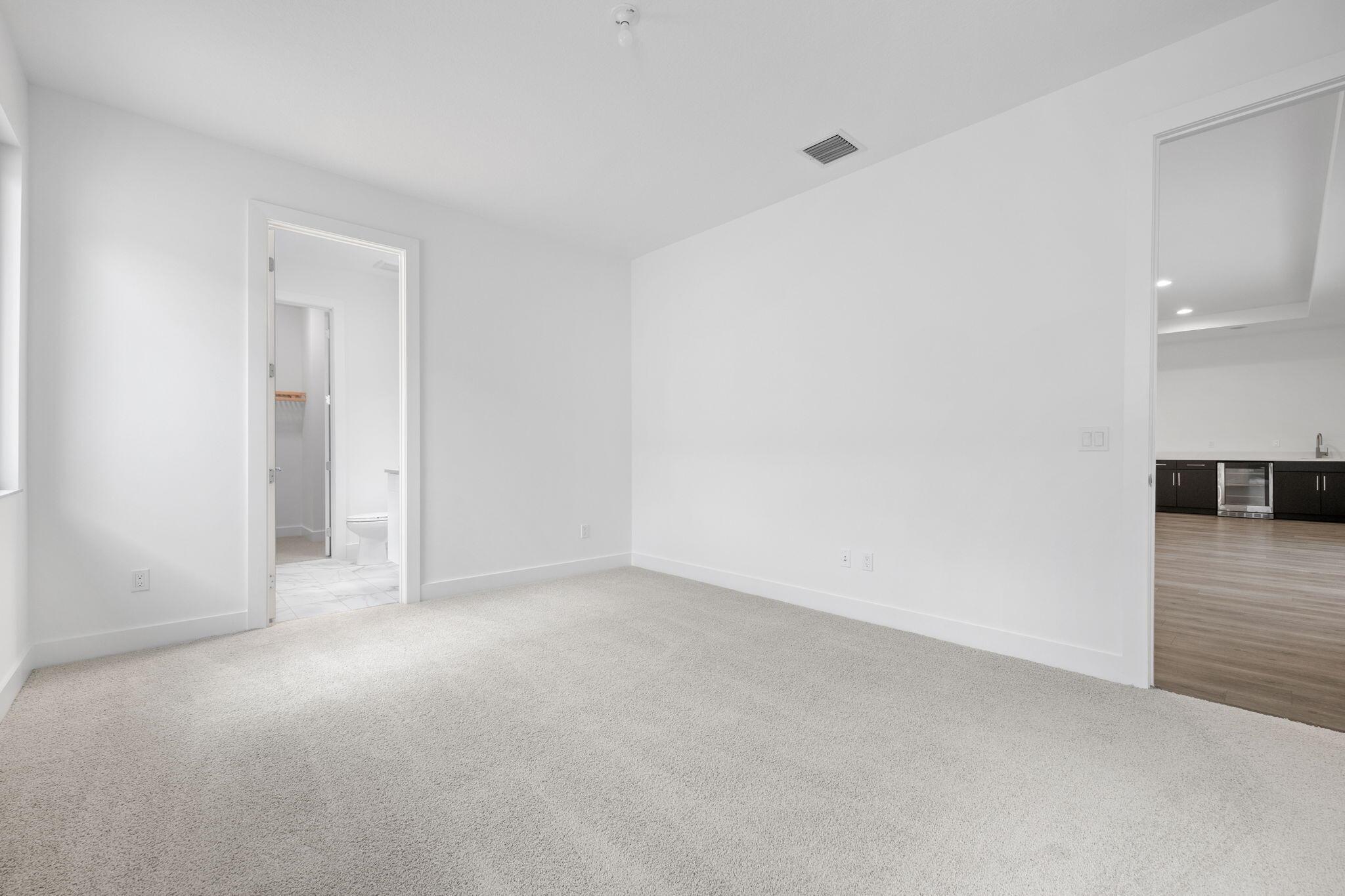 ALTON NEIGHBORHOOD - Residential