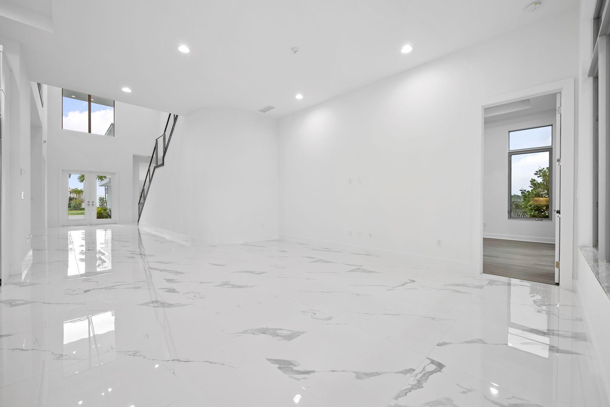 ALTON NEIGHBORHOOD - Residential