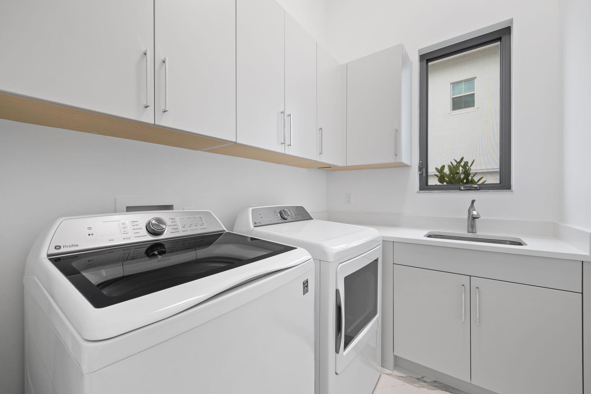 ALTON NEIGHBORHOOD - Residential