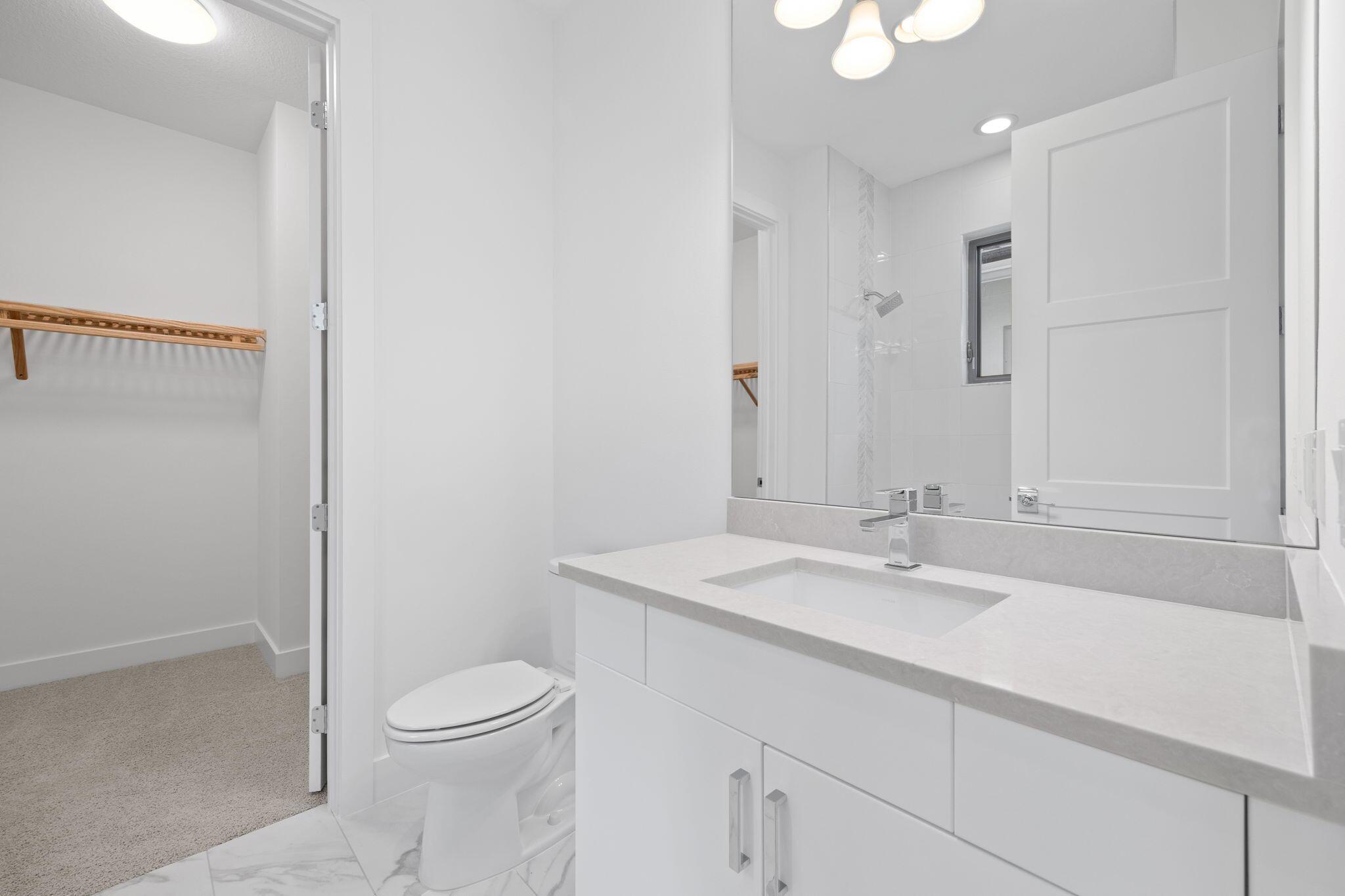 ALTON NEIGHBORHOOD - Residential