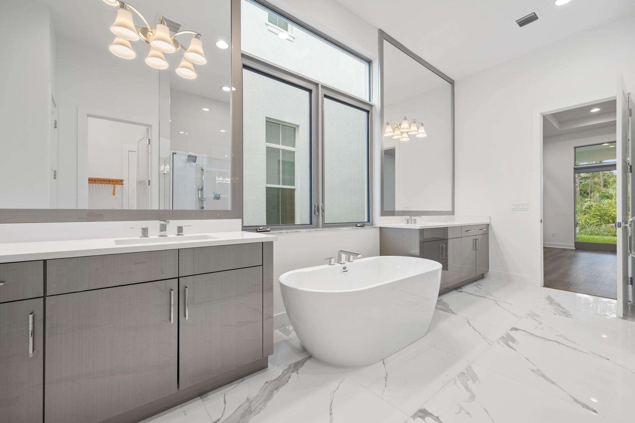 ALTON NEIGHBORHOOD - Residential