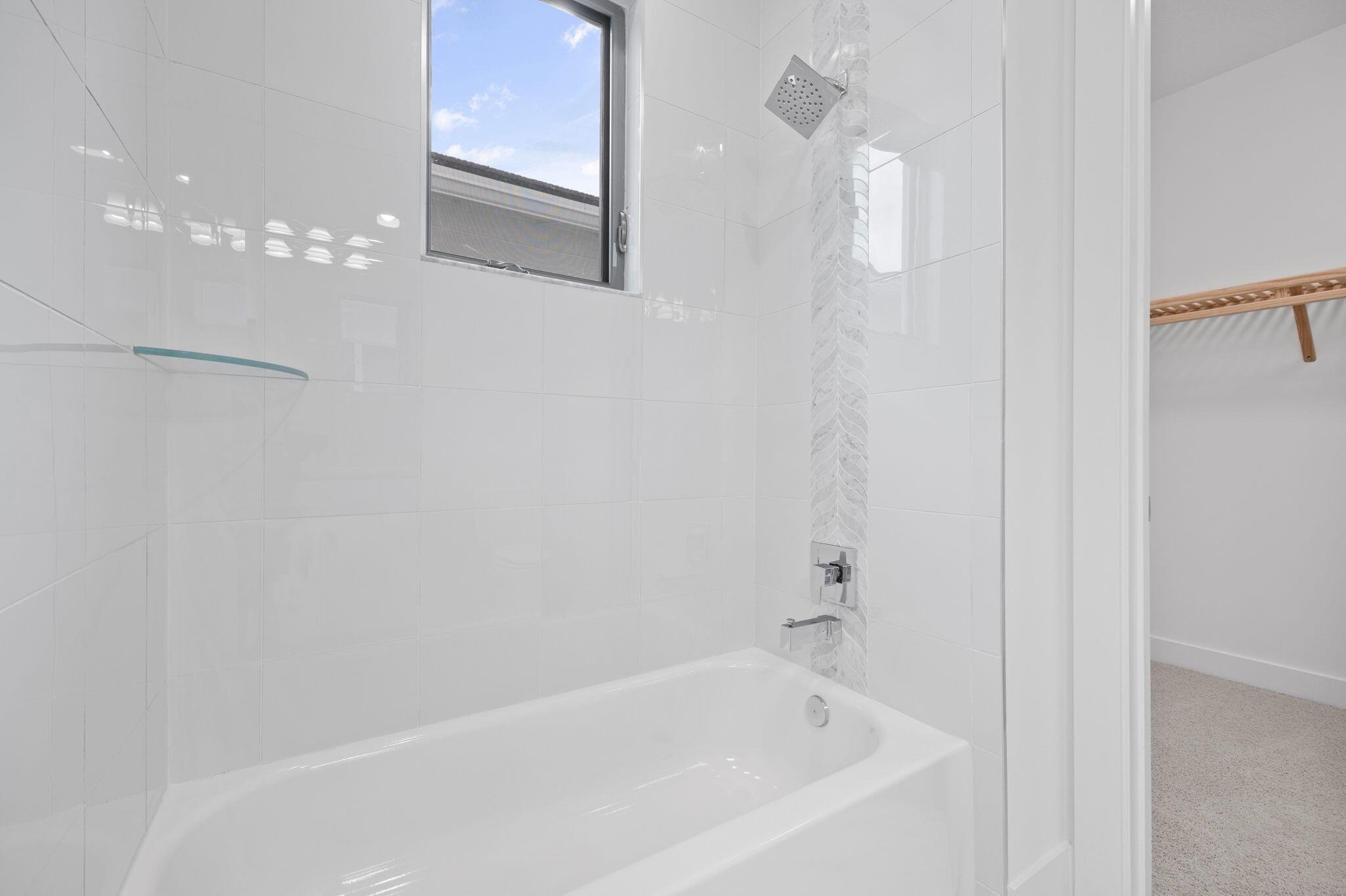 ALTON NEIGHBORHOOD - Residential