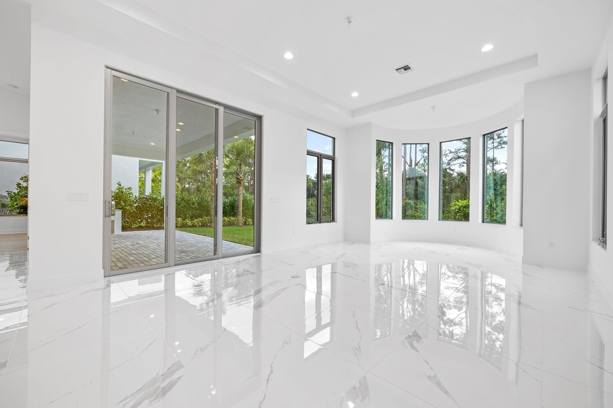 ALTON NEIGHBORHOOD - Residential