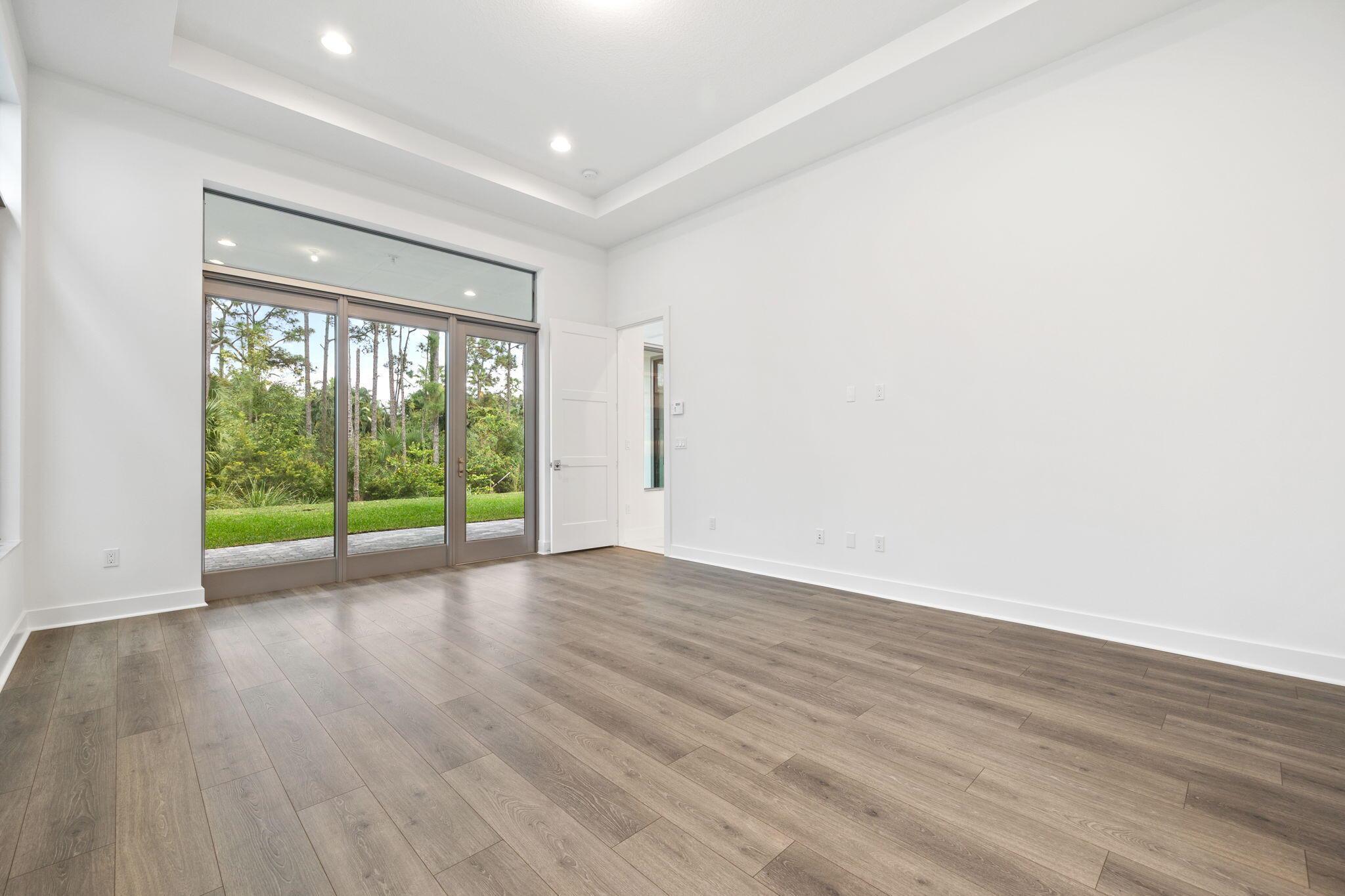 ALTON NEIGHBORHOOD - Residential