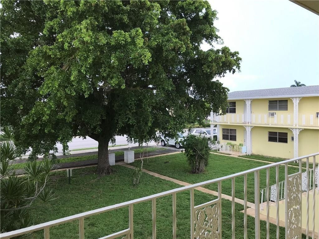 Photo of 5400 Hollywood Boulevard #14, Hollywood, FL 33021 (MLS # F10551146)