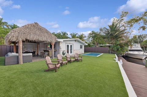 1525 SW 18th Ter Fort Lauderdale FL 33312