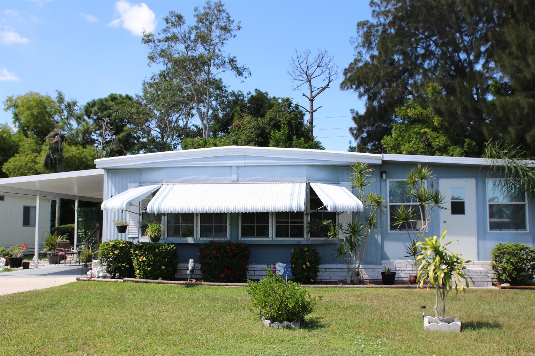 Spanish Lakes Golf Villag - Residential