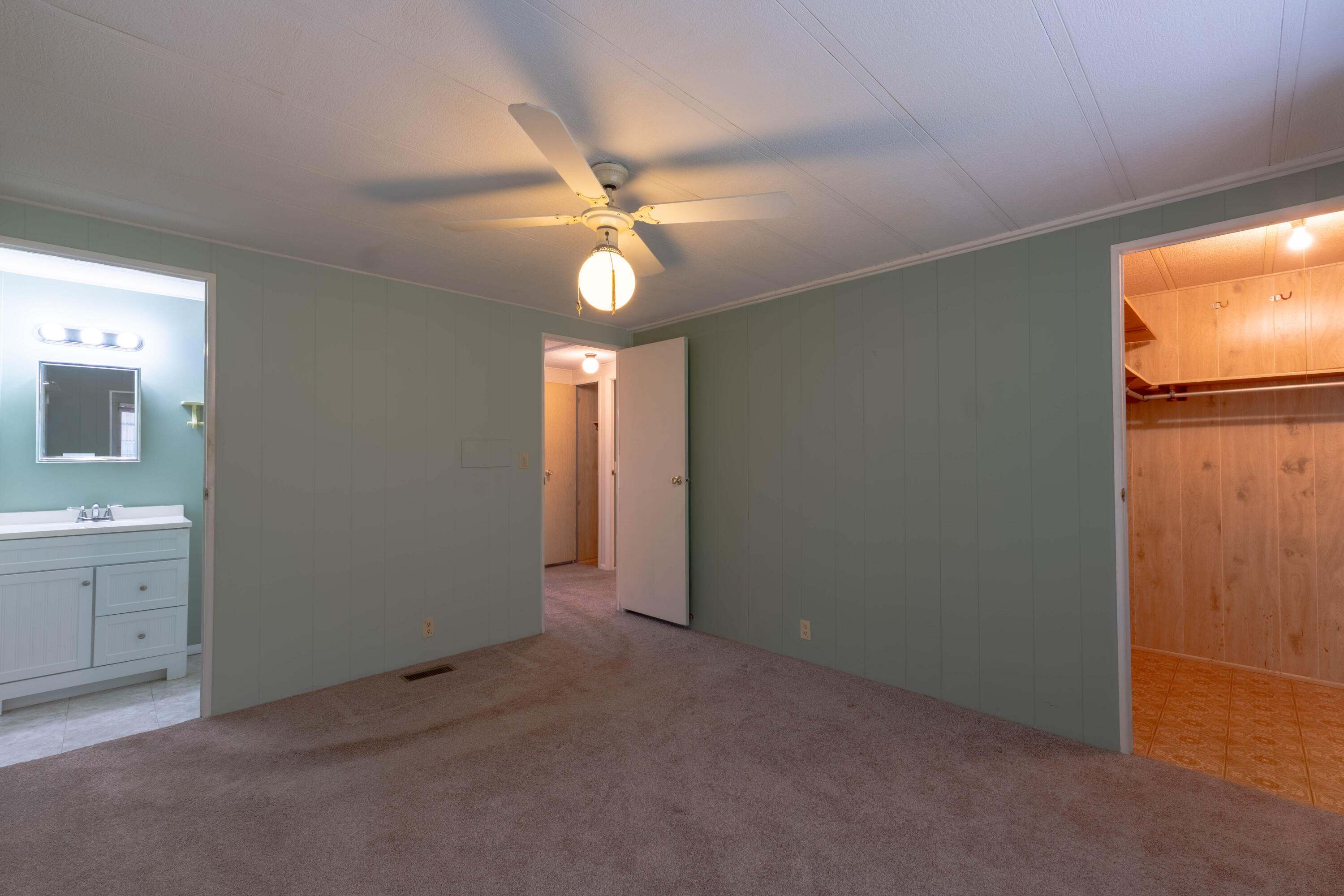 Spanish Lakes Golf Village - Residential