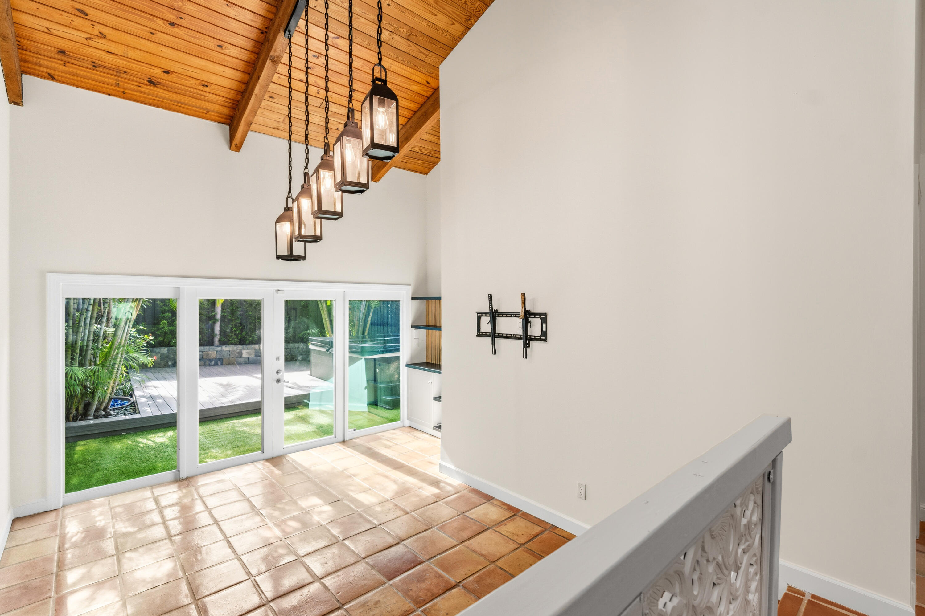 VICTORIA PARK CORR AMEN PLAT - Residential