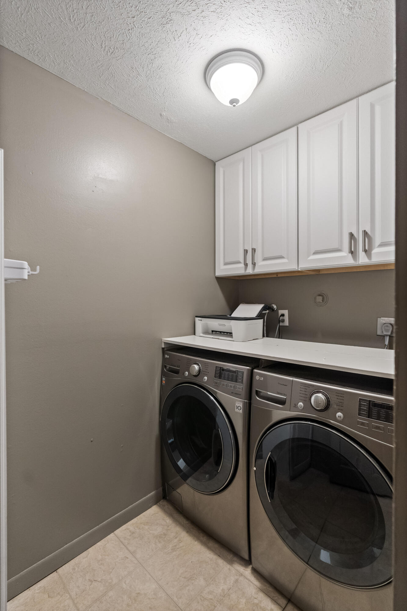 VICTORIA PARK CORR AMEN PLAT - Residential