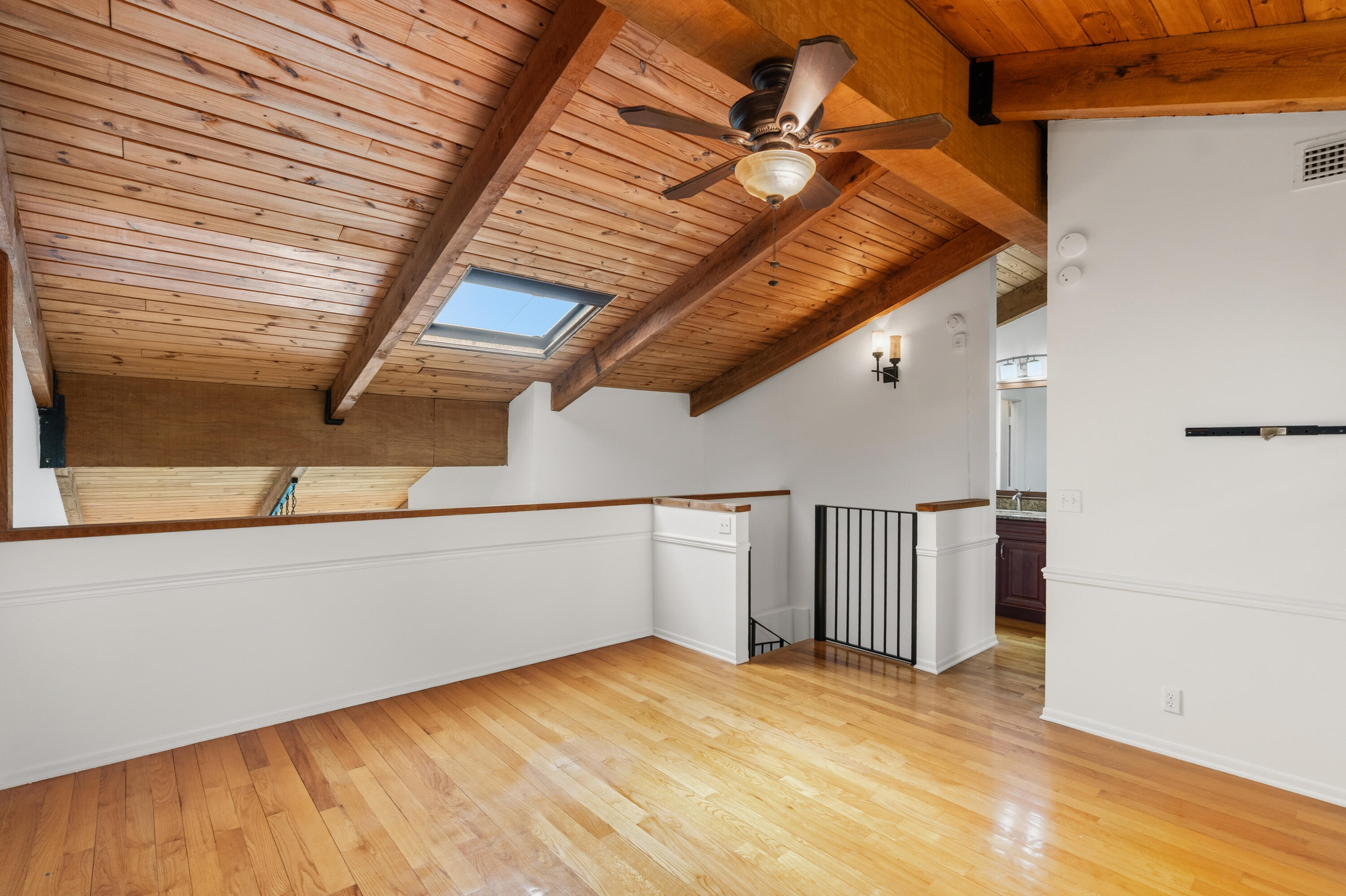 VICTORIA PARK CORR AMEN PLAT - Residential