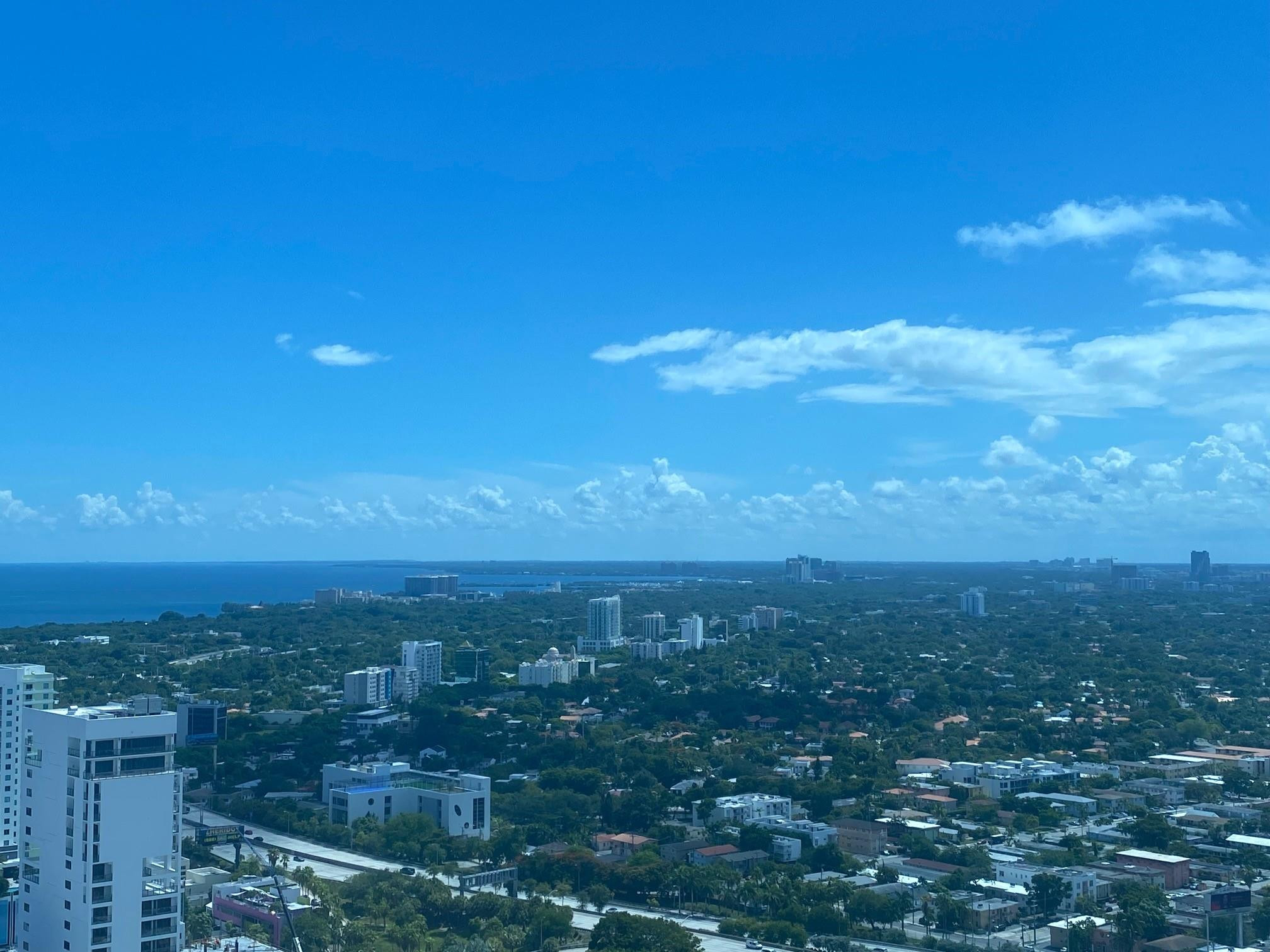 LATITUDE ON THE RIVER - Residential