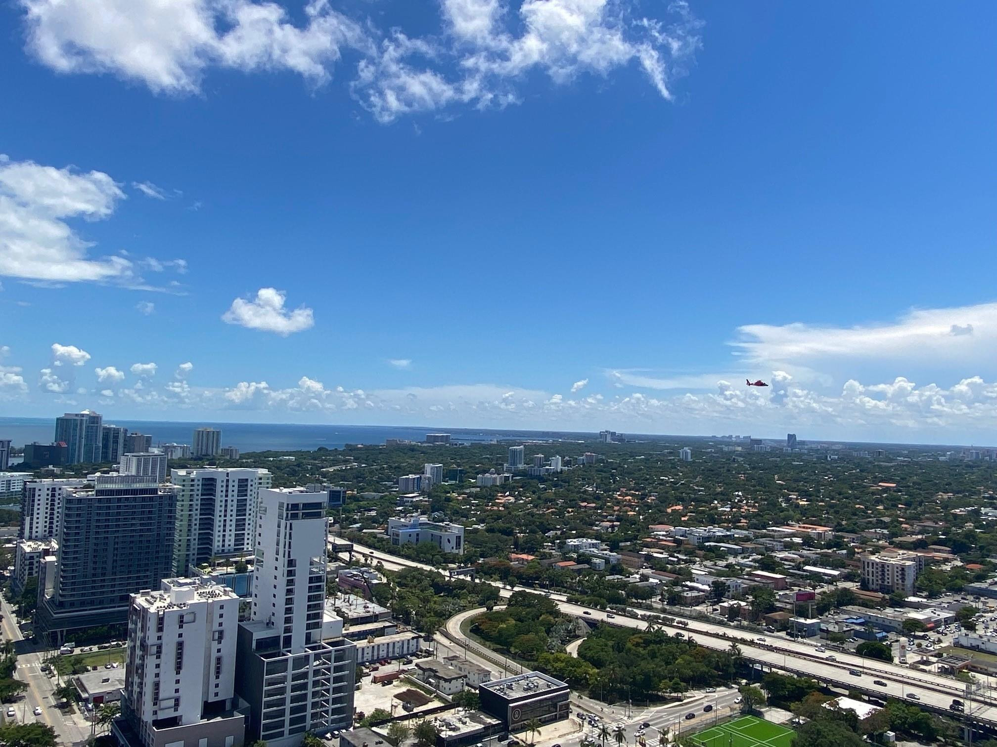LATITUDE ON THE RIVER - Residential