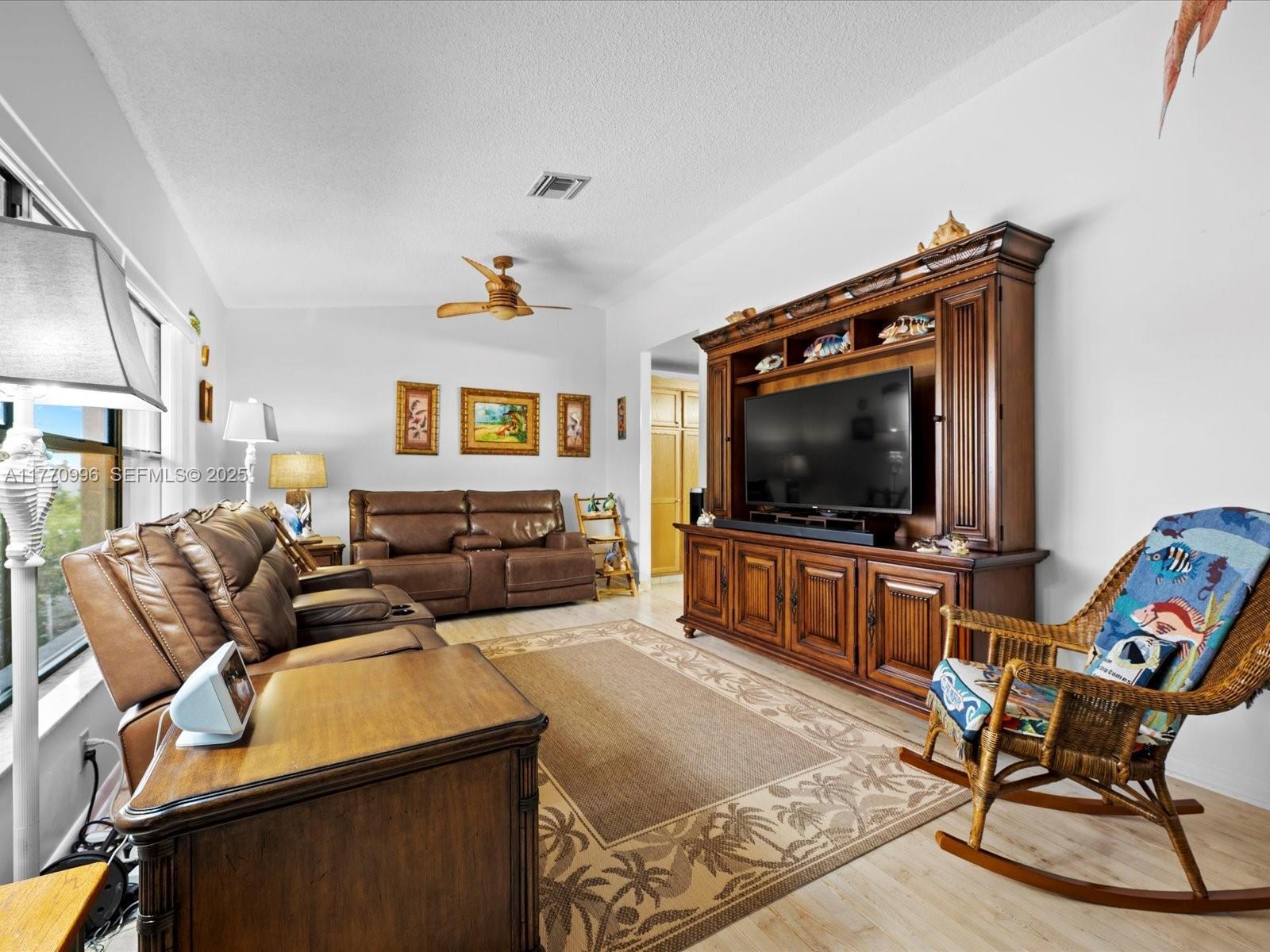 CHAPEL COURT SEC 3 - Residential