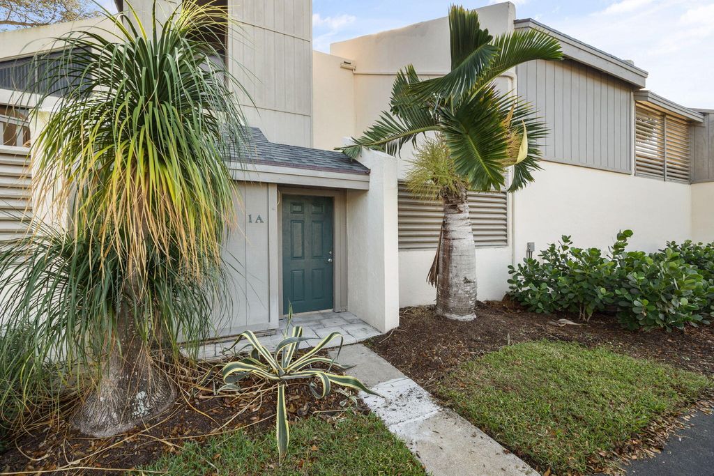 Photo of 1605 S Us Highway 1 #1a, Jupiter, FL 33477 (MLS # R10981891)