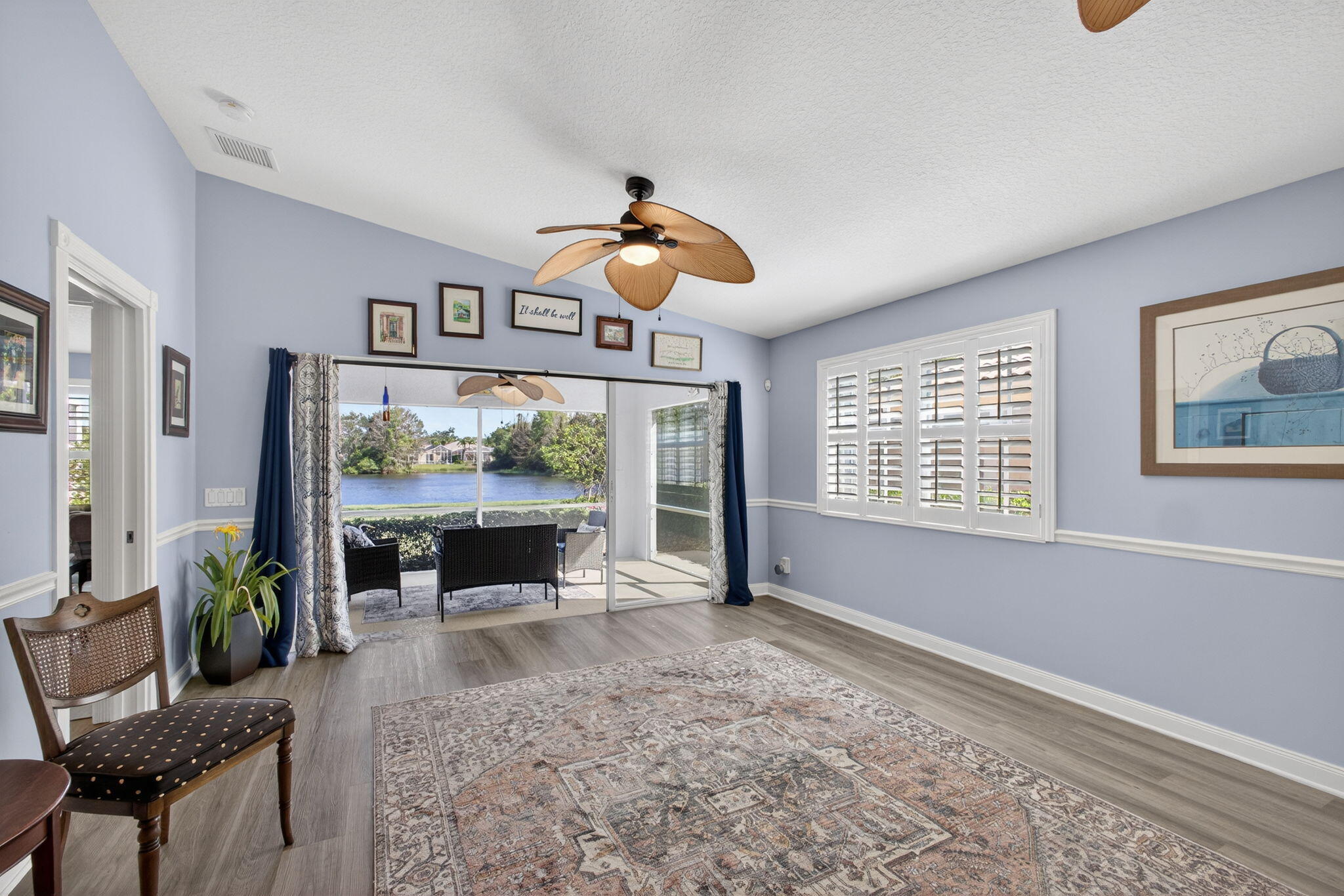 THE RETREAT - Residential