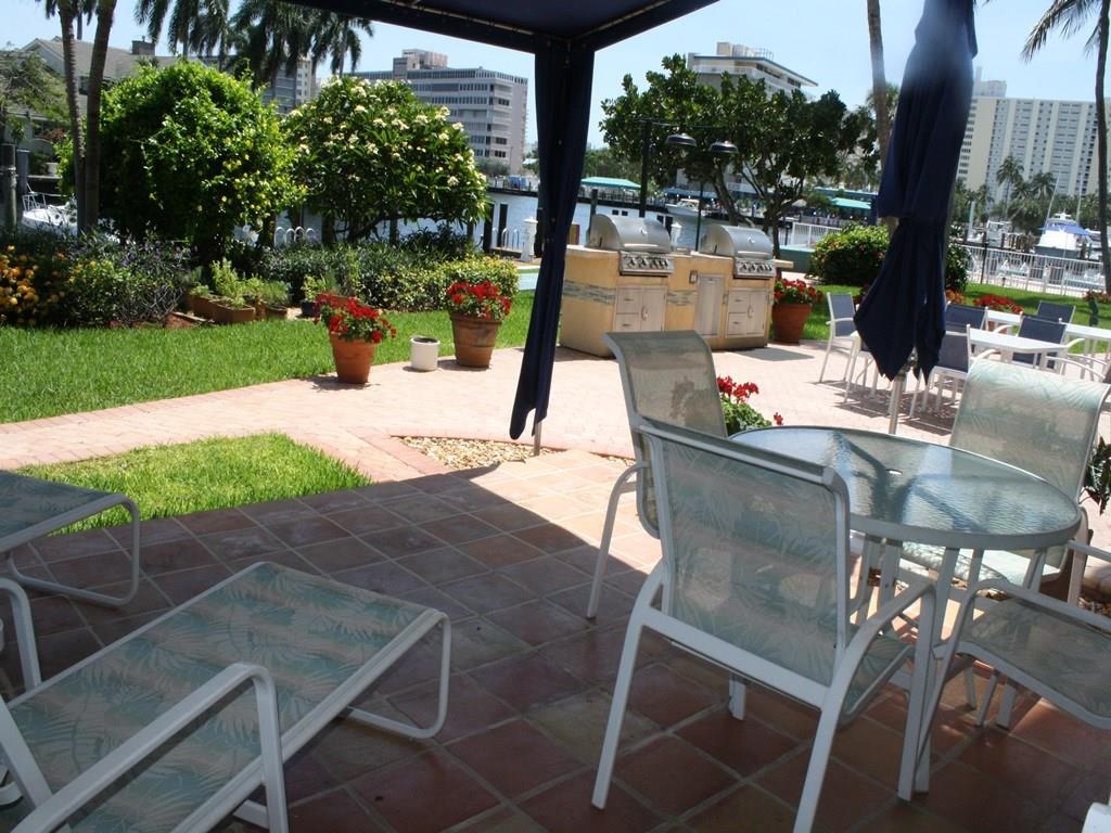 Pompano Yacht& Beach Club - Residential