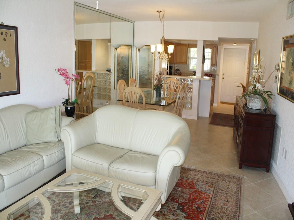 Pompano Yacht& Beach Club - Residential