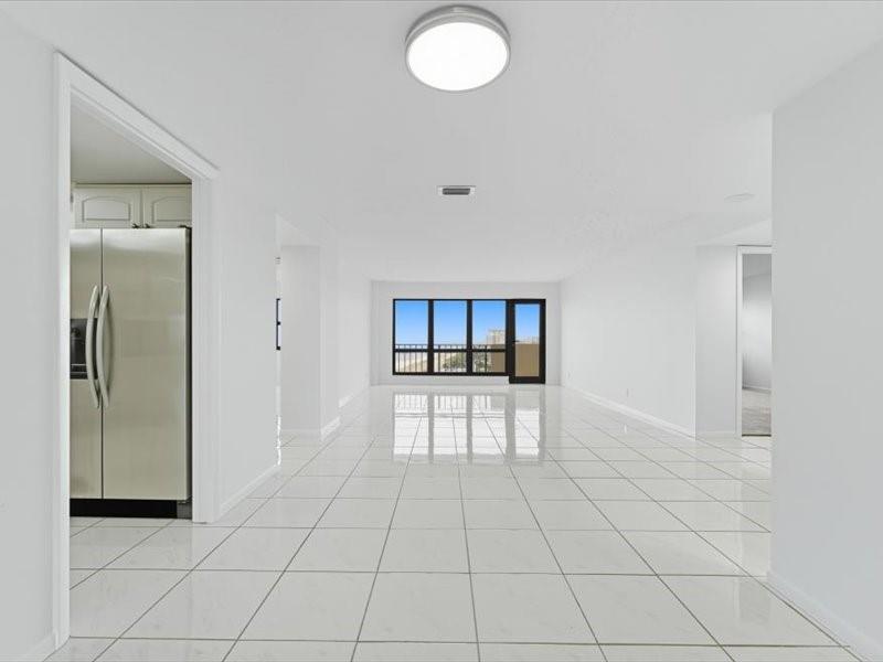 SEA RANCH CLUB CONDO - Residential Lease