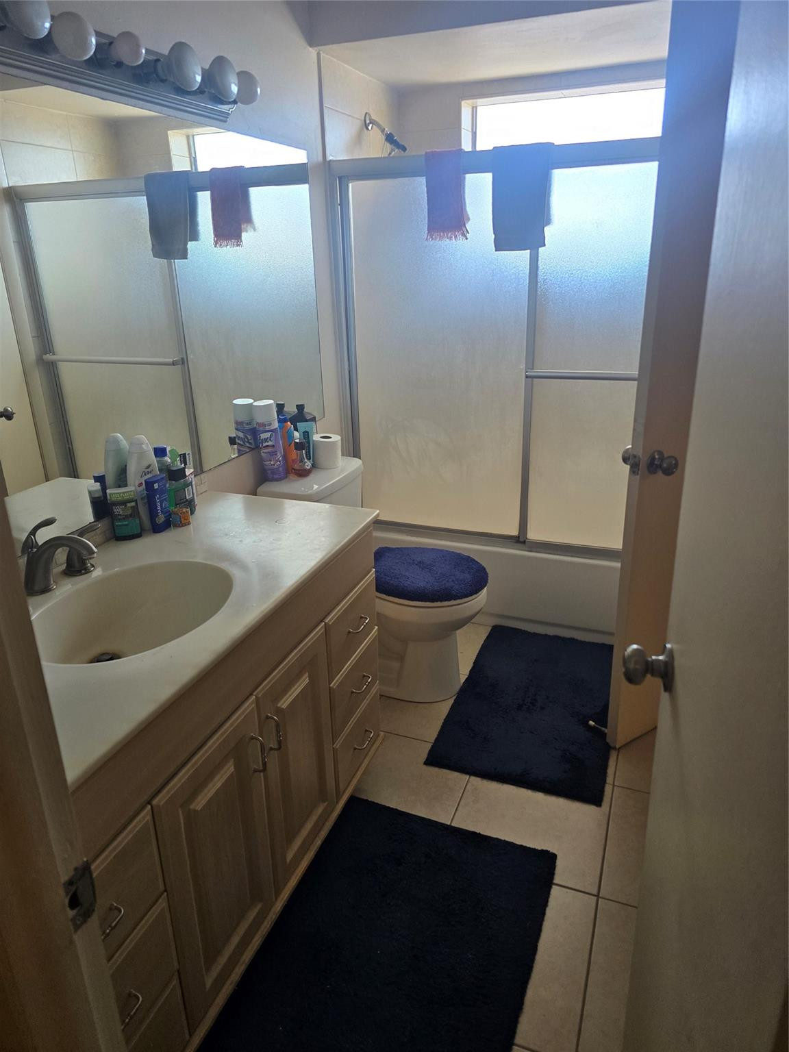 HAWAIIAN GARDENS - Residential