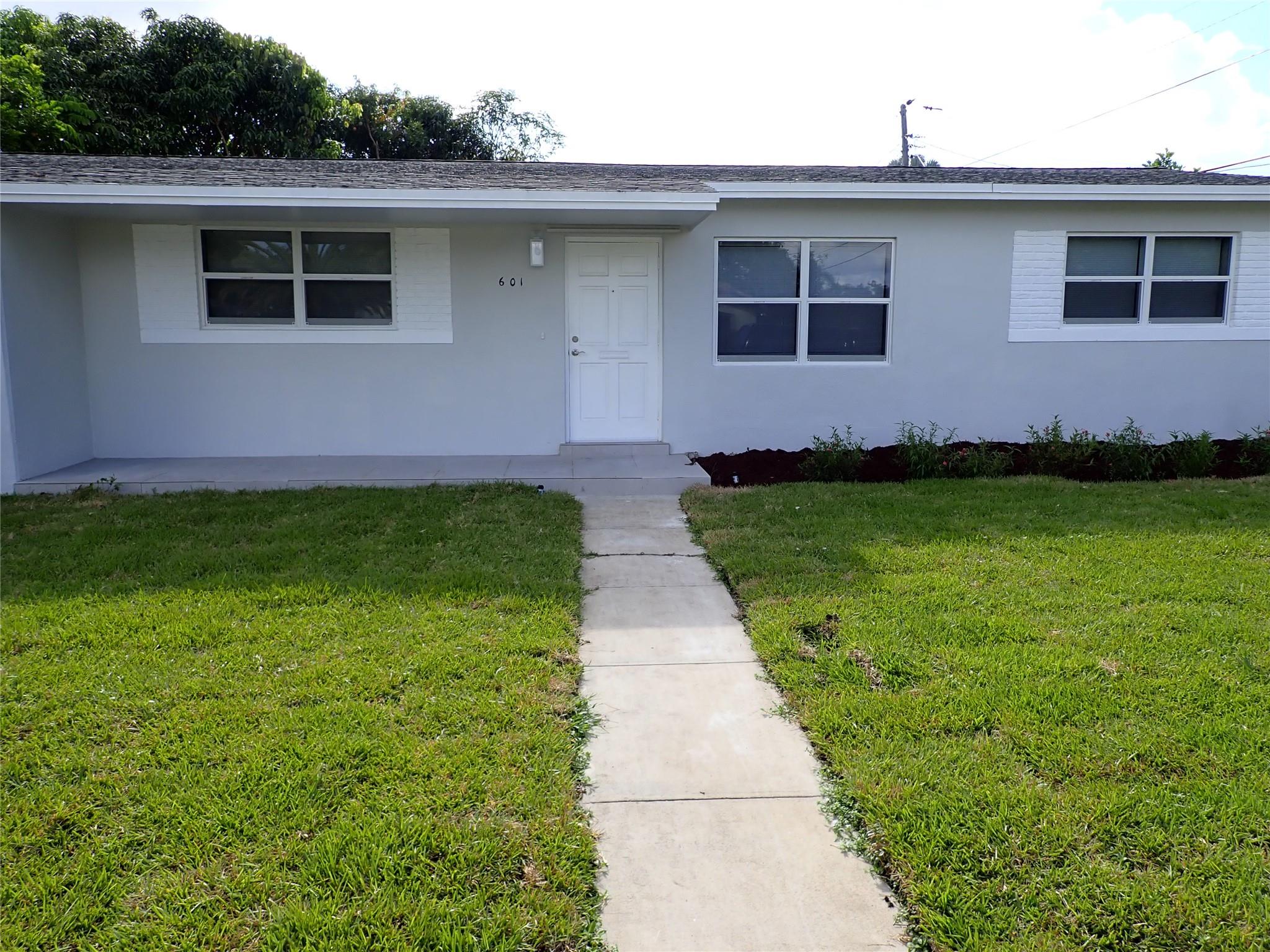 601 SW 69th Way