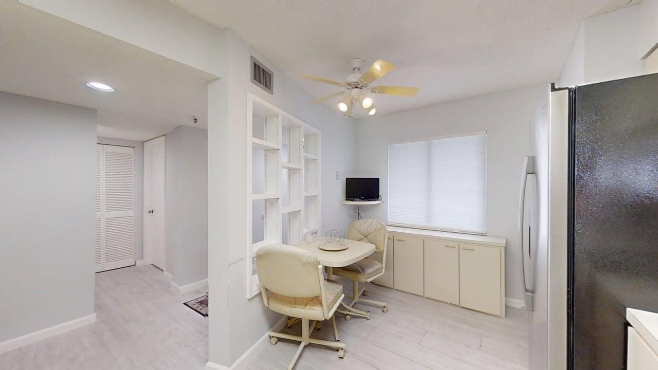 HUNTINGTON LAKES SEC ONE CONDOS - Residential