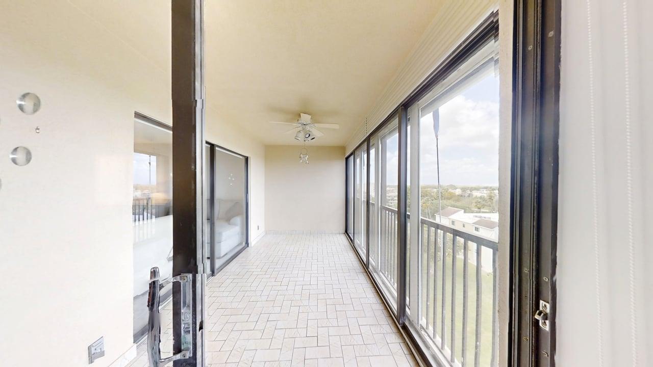 HUNTINGTON LAKES SEC ONE CONDOS - Residential