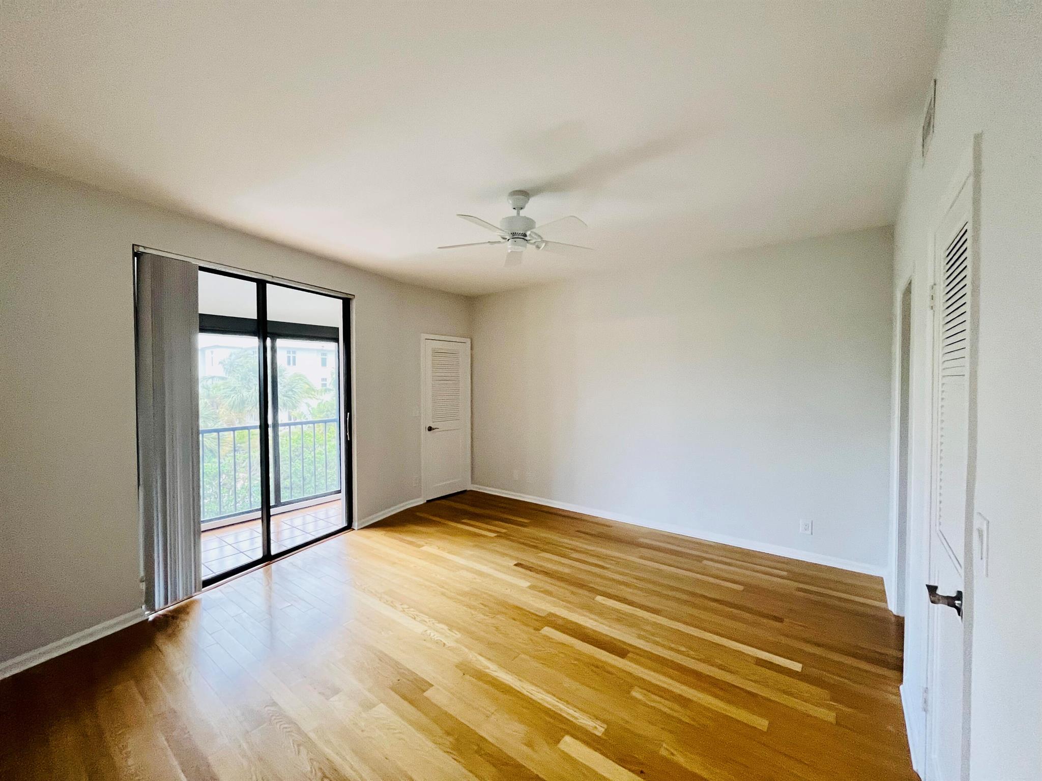 CAPTAINS WALK CONDO - Residential Lease