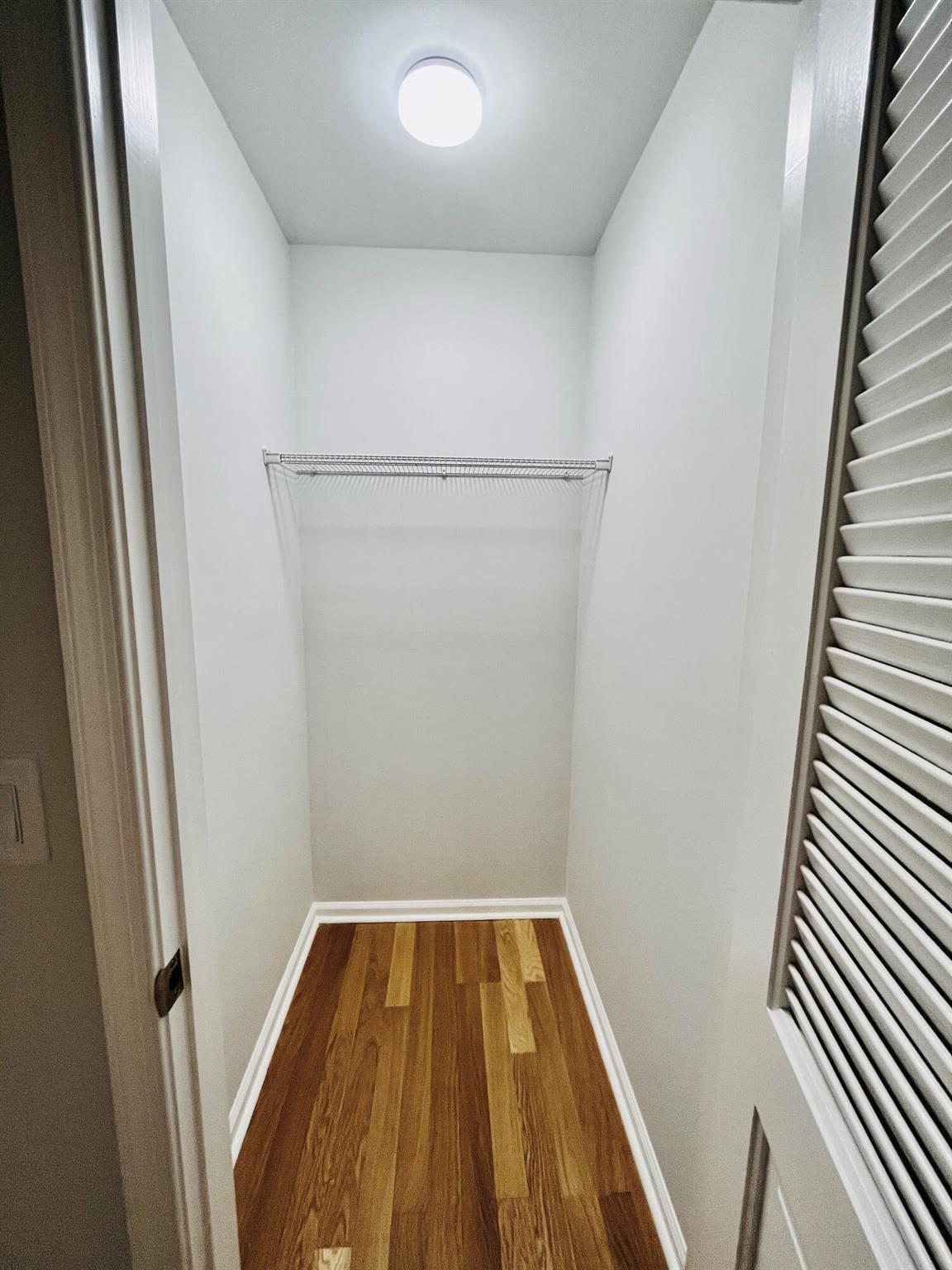 CAPTAINS WALK CONDO - Residential Lease