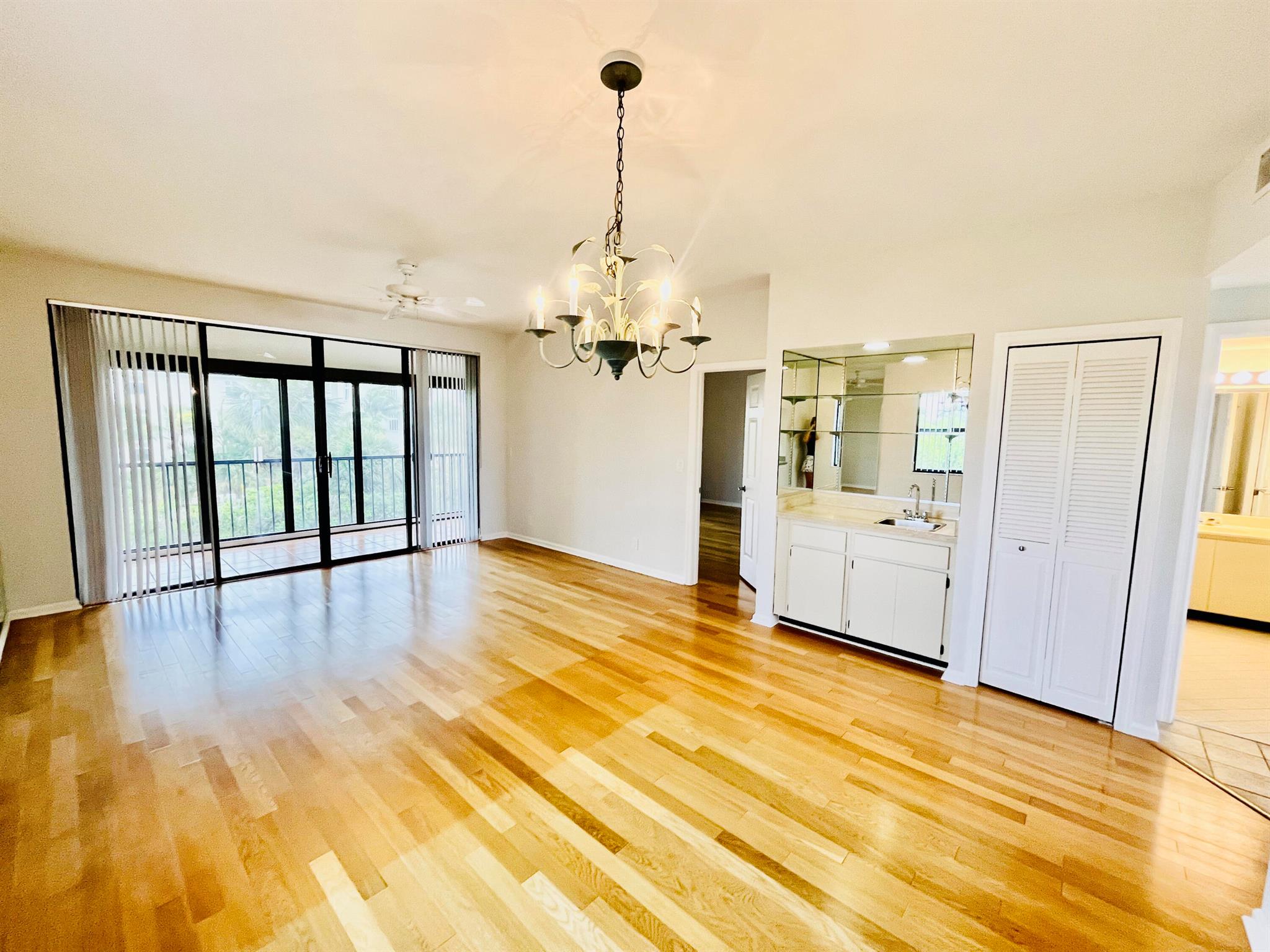 CAPTAINS WALK CONDO - Residential Lease