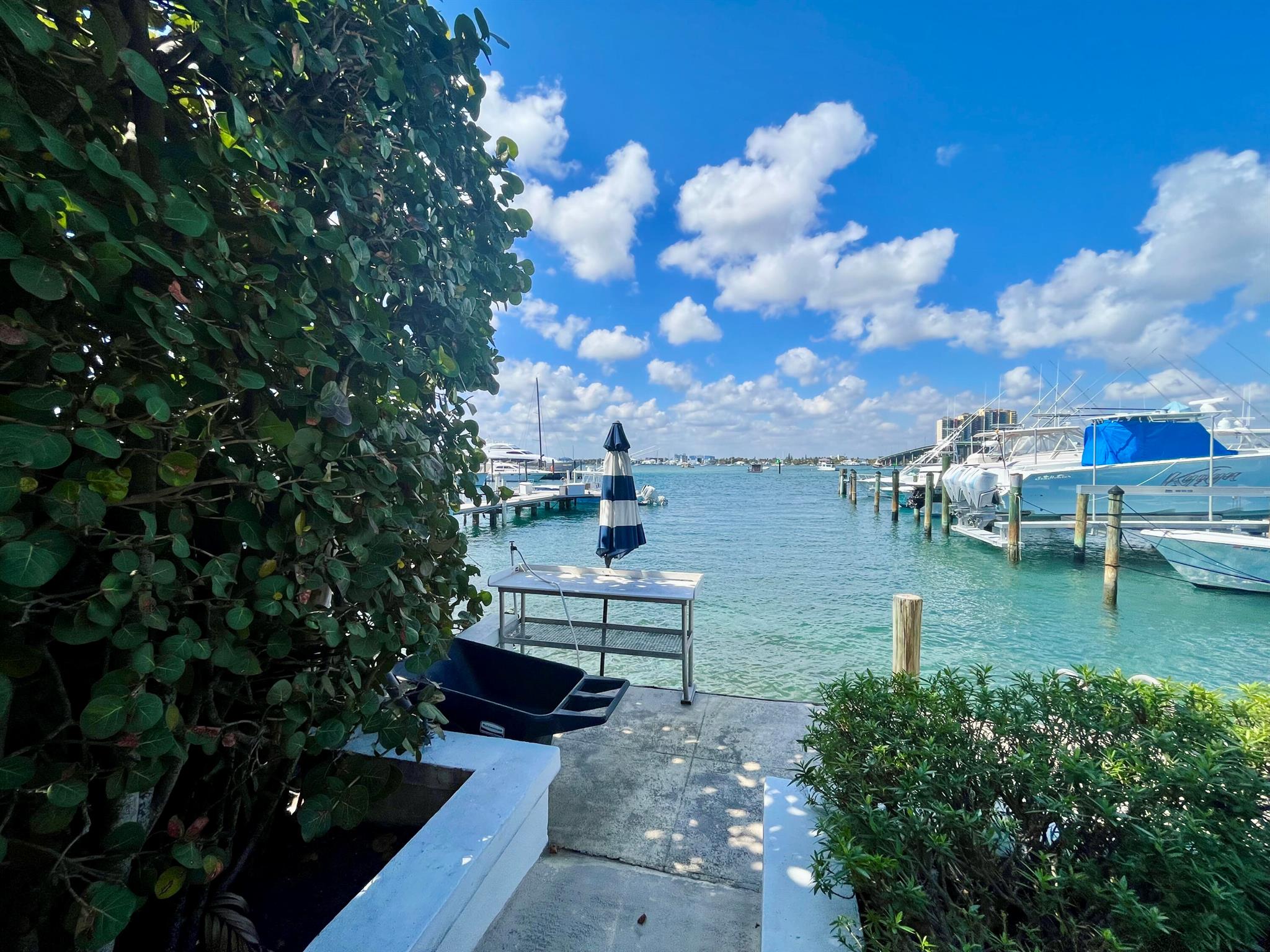 CAPTAINS WALK CONDO - Residential Lease