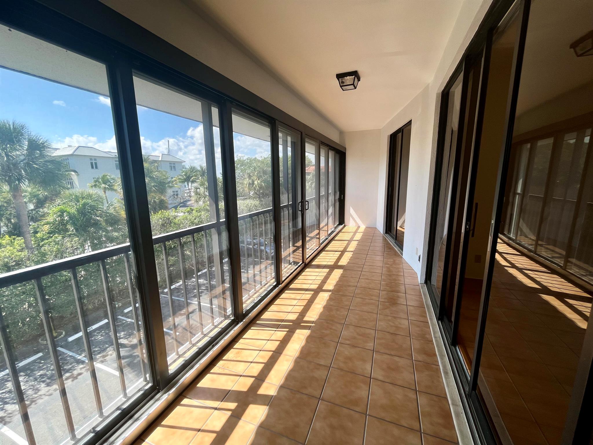 CAPTAINS WALK CONDO - Residential Lease