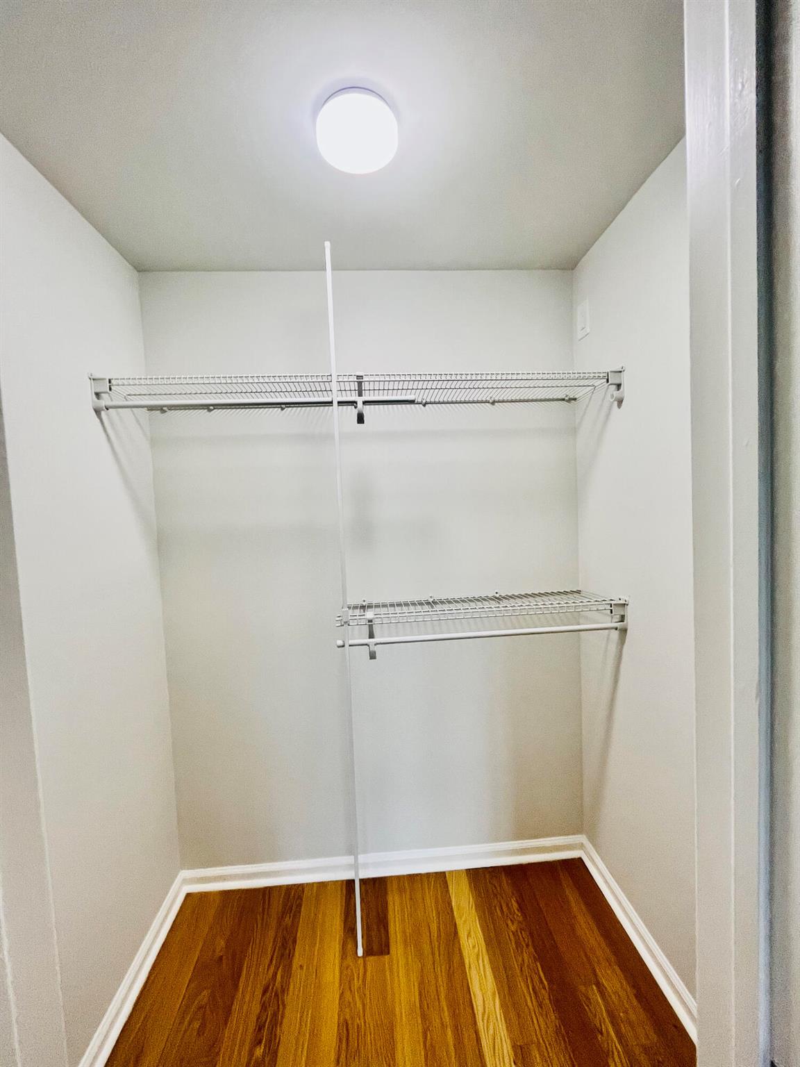 CAPTAINS WALK CONDO - Residential Lease