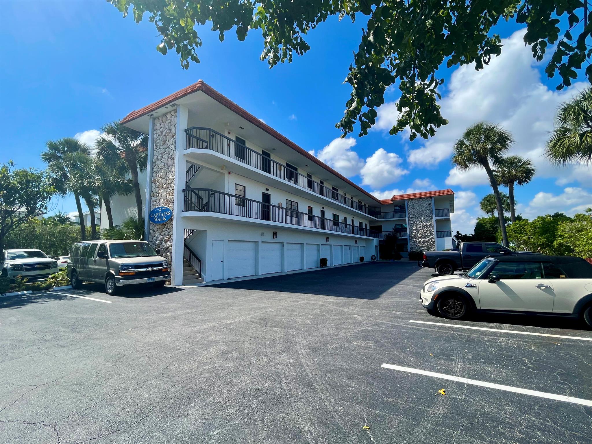 CAPTAINS WALK CONDO - Residential Lease