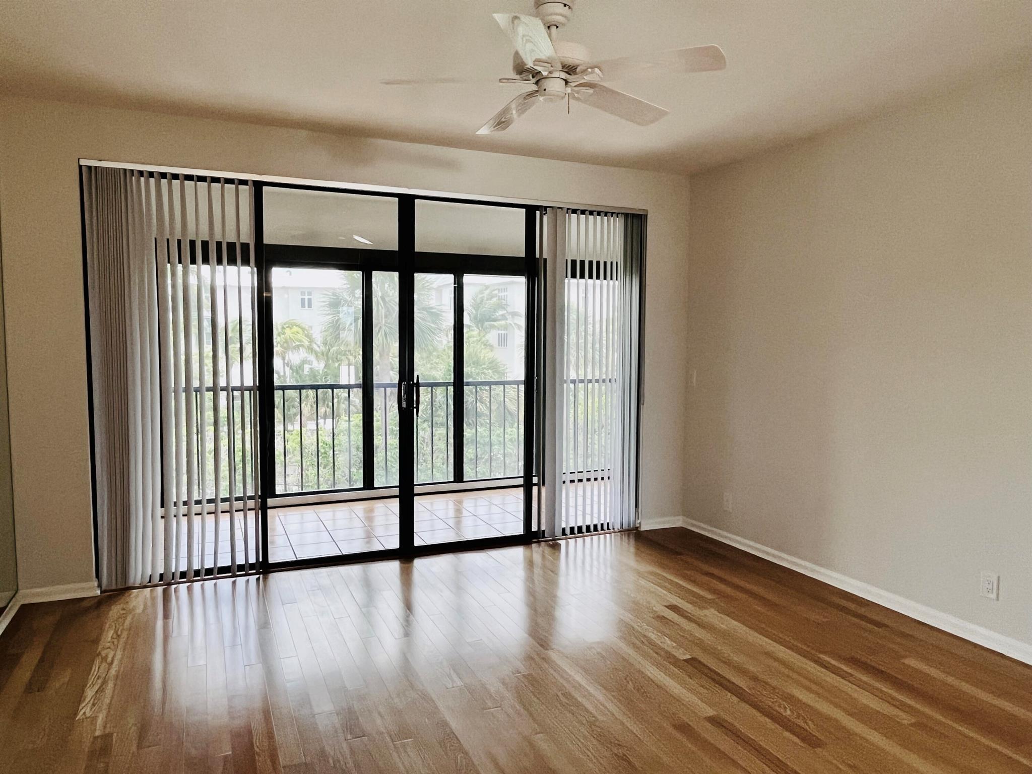 CAPTAINS WALK CONDO - Residential Lease
