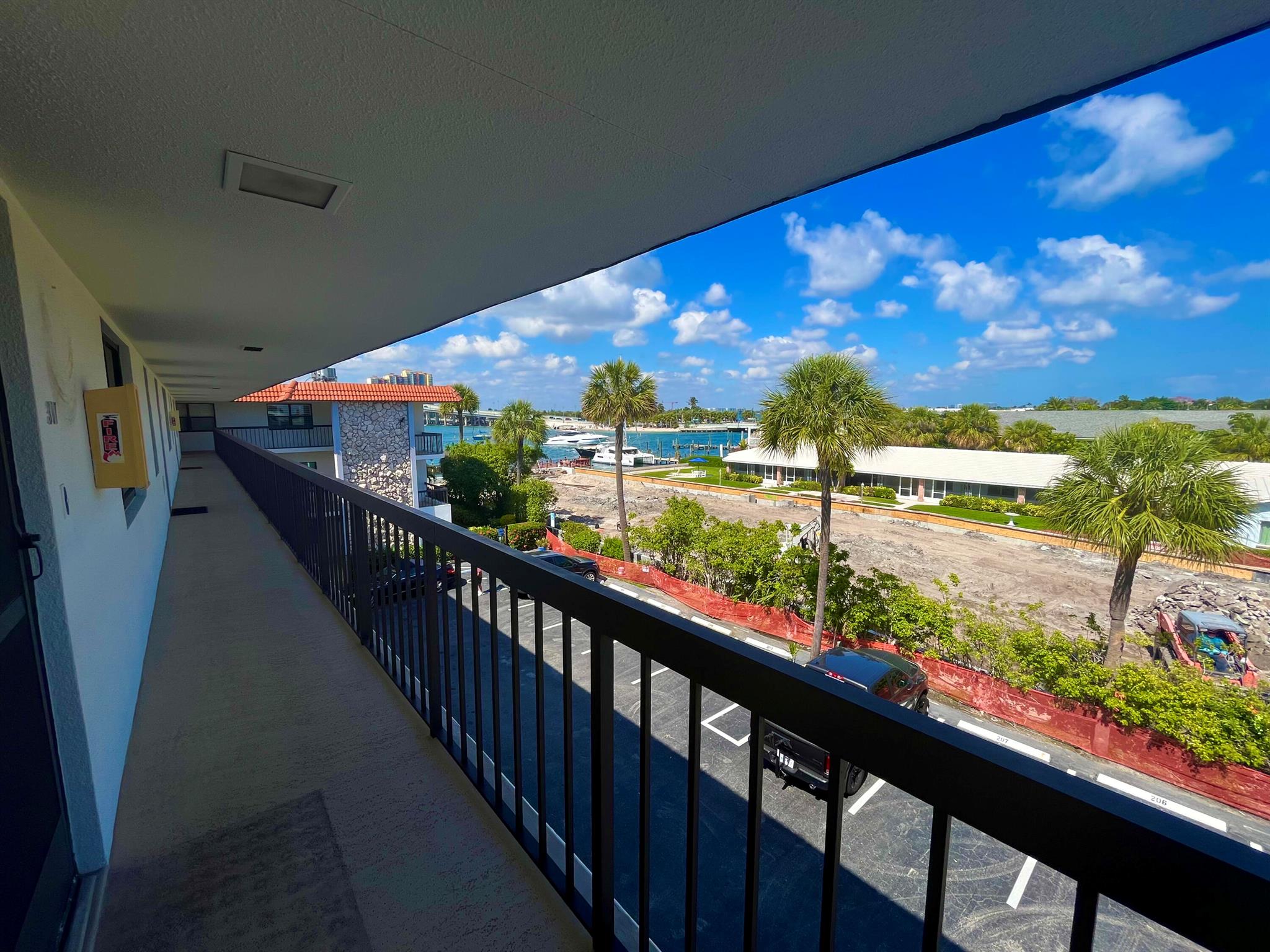CAPTAINS WALK CONDO - Residential Lease