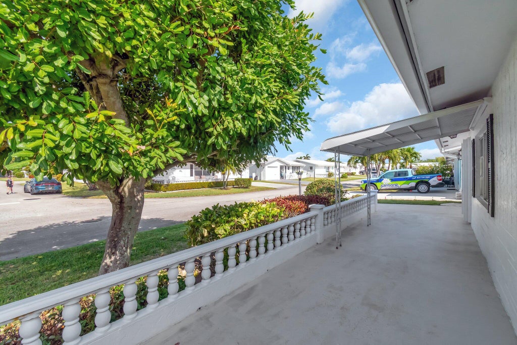 Photo of 2110 SW 22nd Court, Boynton Beach, FL 33426 (MLS # R11080612)