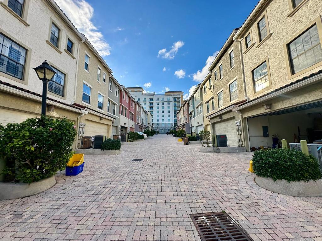 CITYPLACE RESIDENTIAL 1 - Residential