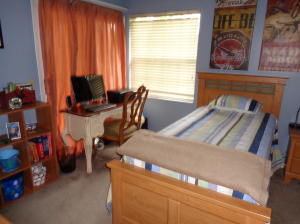 CARRIAGE HOUSES I CONDO - Residential