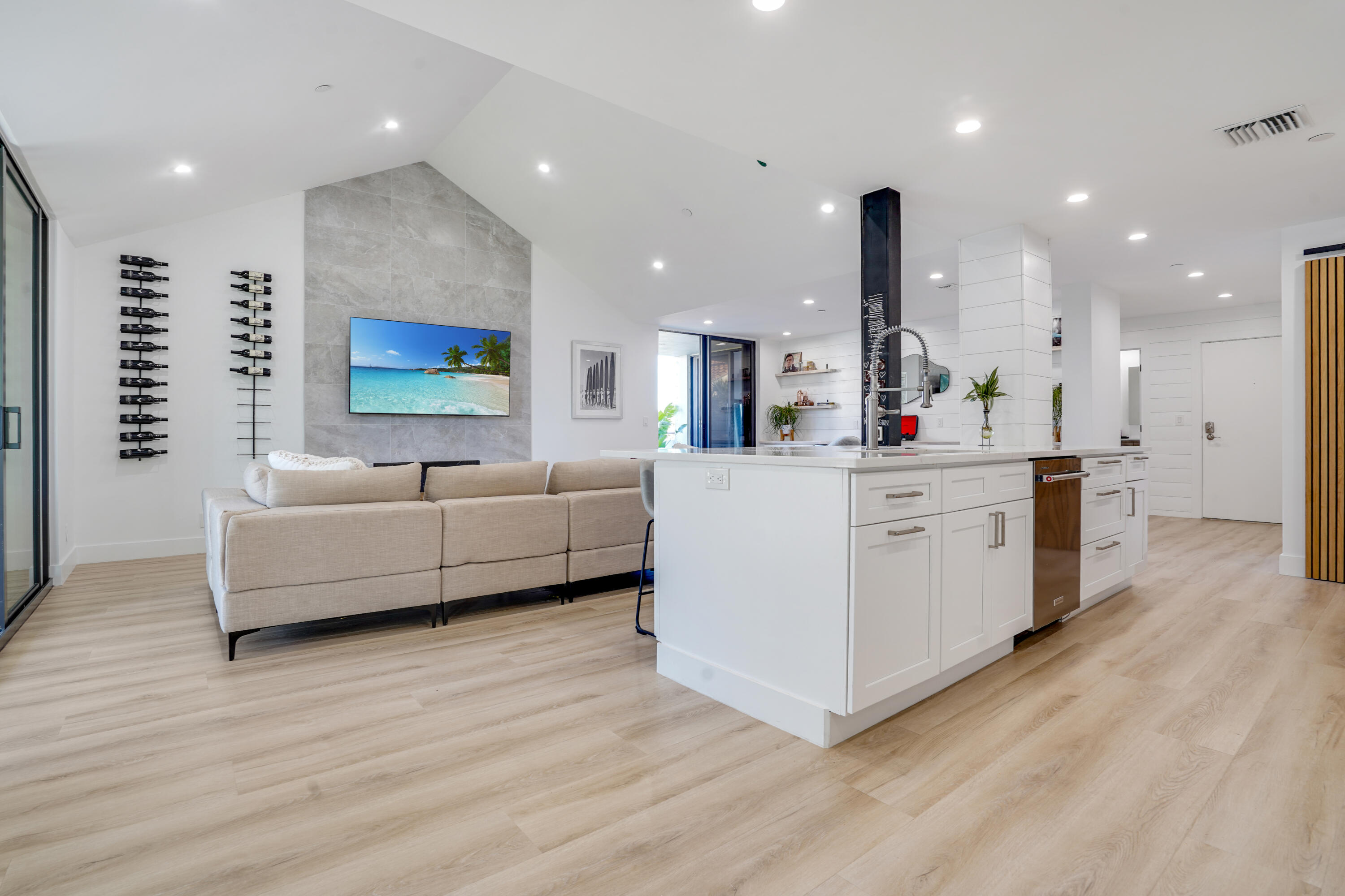 Jupiter Harbour - Residential