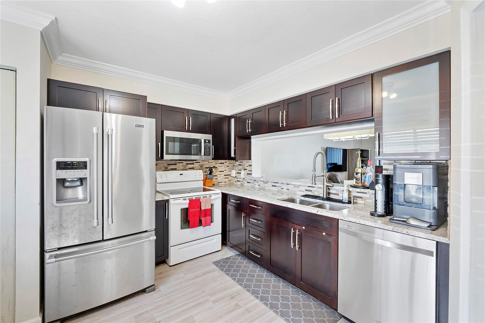 River Oaks - Residential