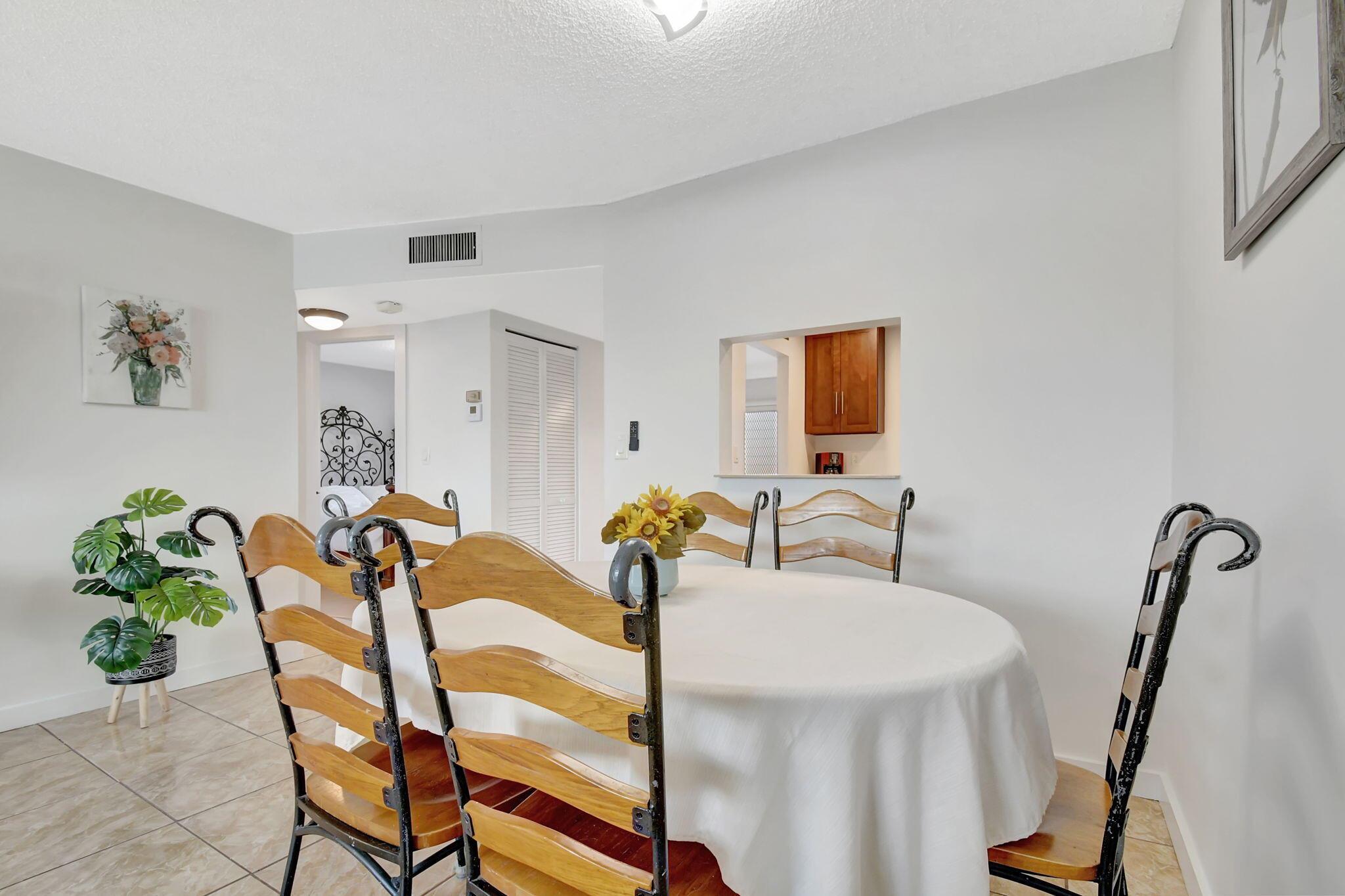 SUNRISE LAKES 97 CONDO - Residential