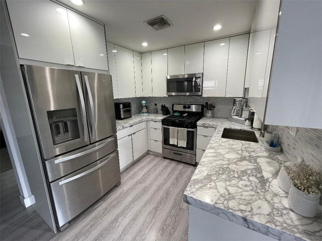 Oak Grove - Residential Lease