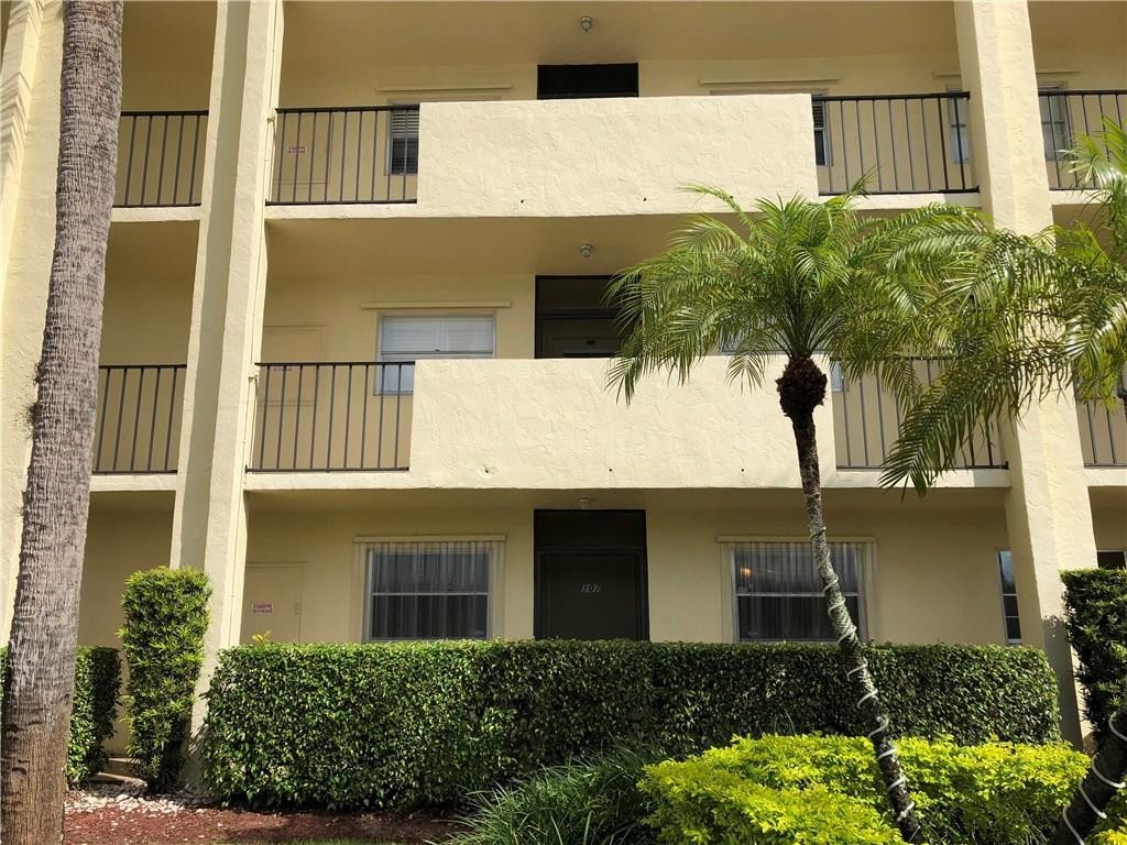Boca Barwood Condo IV - Residential