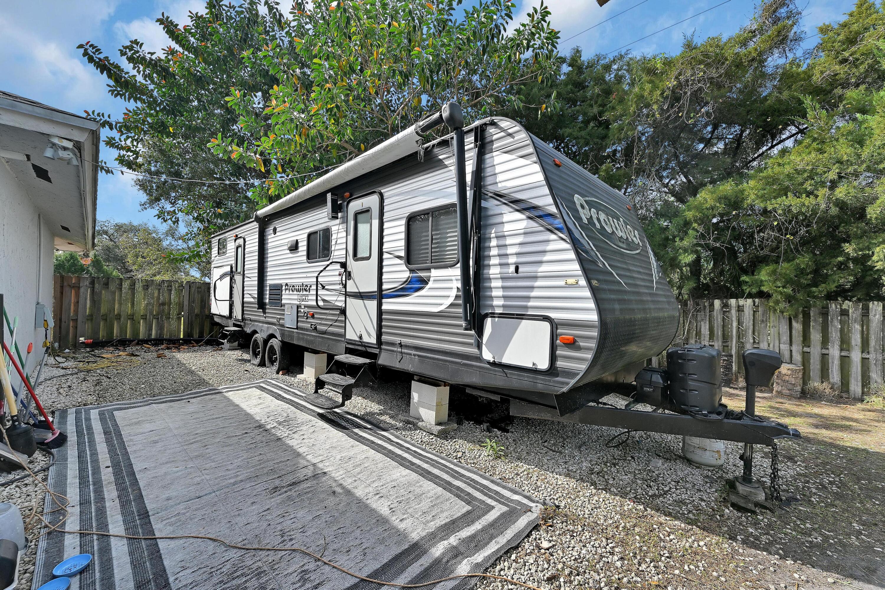 METES AND BOUNDS - Residential