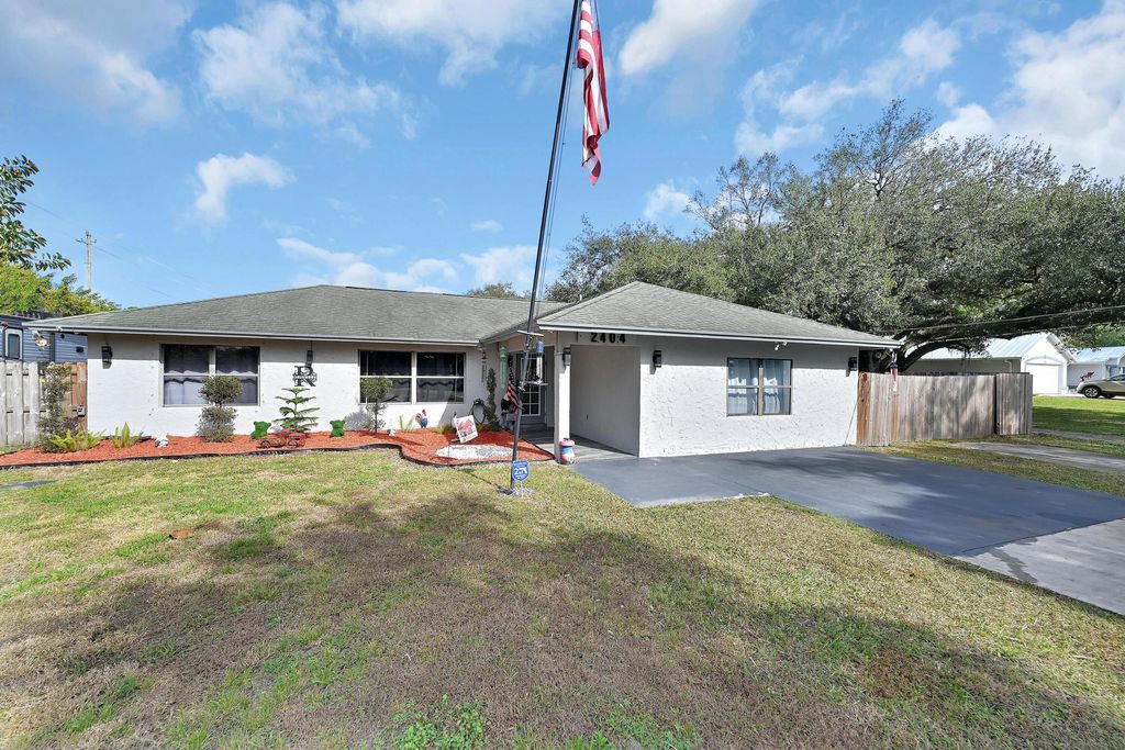 Photo of 2404 Dade Road, Fort Pierce, FL 34982 (MLS # R11158855)