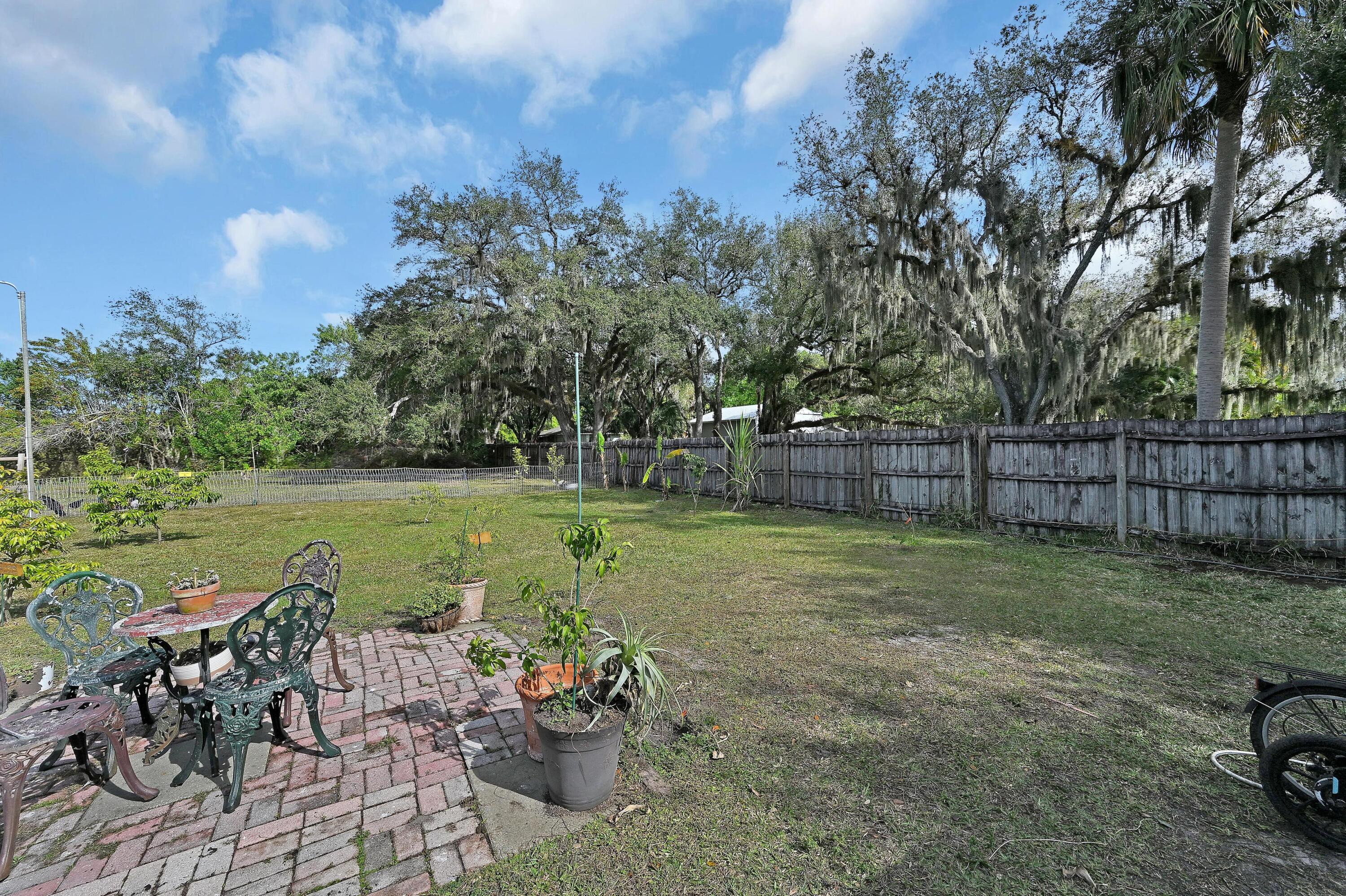 METES AND BOUNDS - Residential