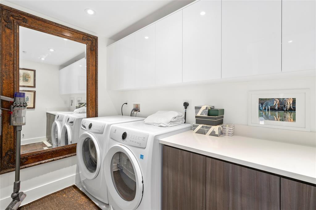 HARBORS EDGE CONDO - Residential