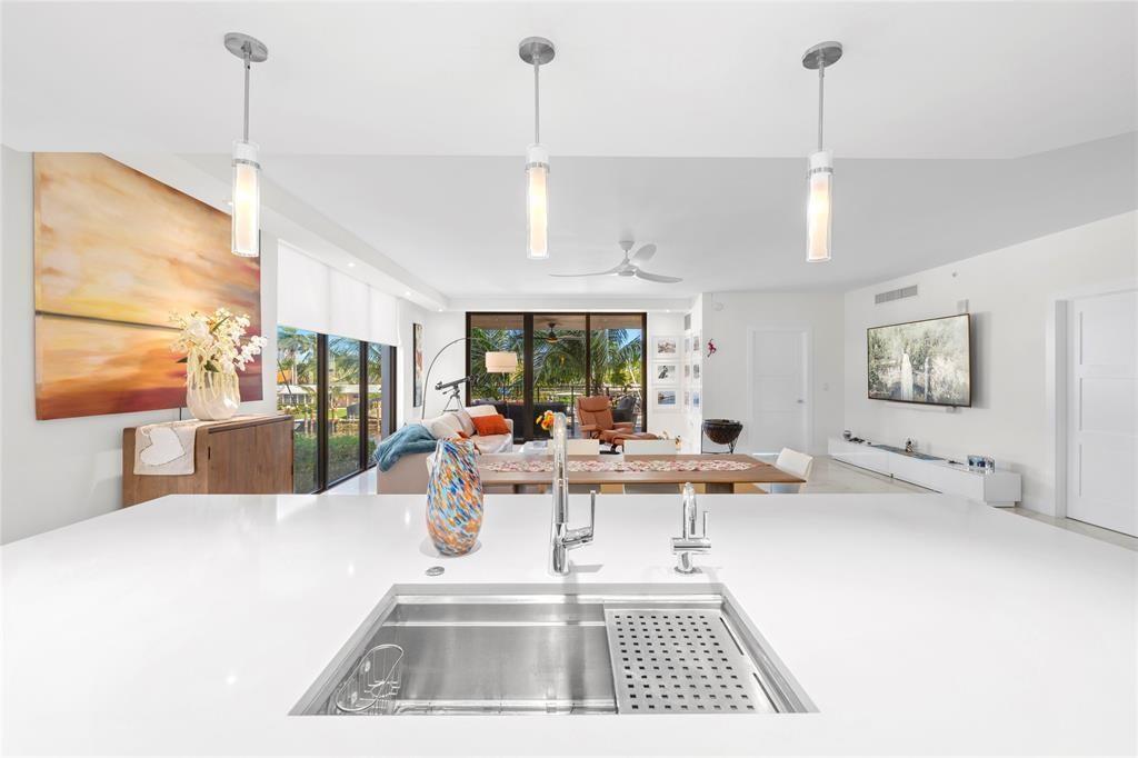 HARBORS EDGE CONDO - Residential