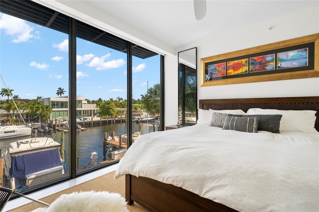 HARBORS EDGE CONDO - Residential